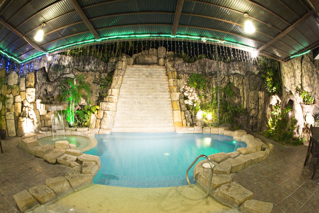 Poolside dining after dark